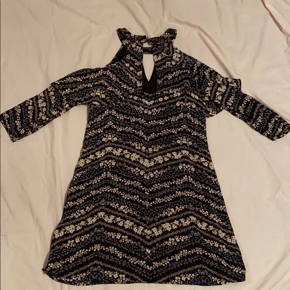 Black floral dress - Picture 3 of 4